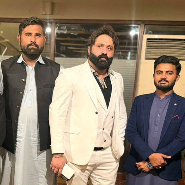 Zunair, Hassan, Abdullah